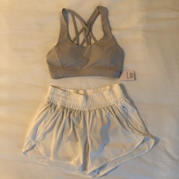 Lululemon free to be serene bra - Picture 8 of 8